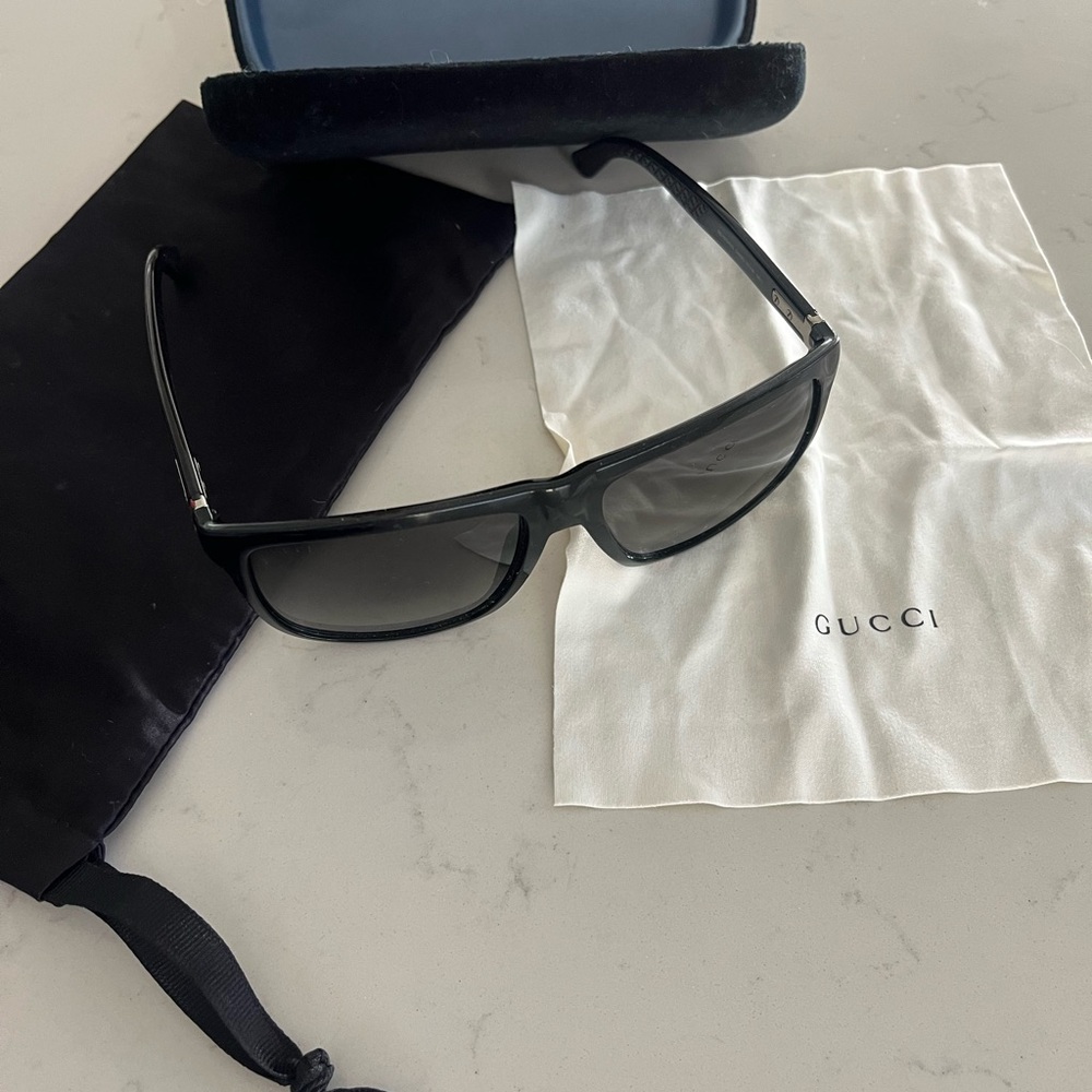 Gucci Black Men's Rectangular Sunglasses